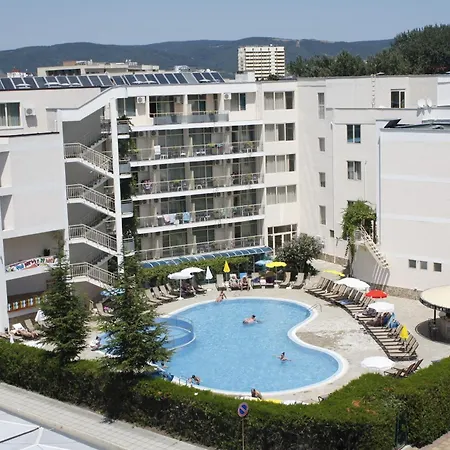 Хотел Golden Dune 4*