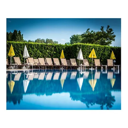 Golden Dune Хотел 4*