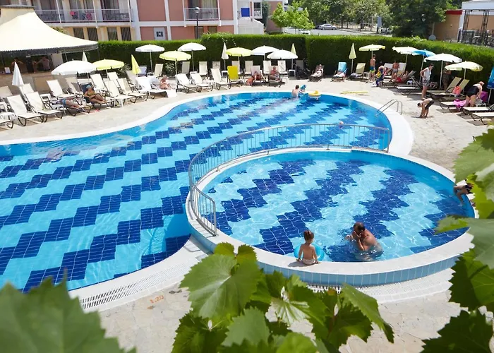 Golden Dune Солнечный берег