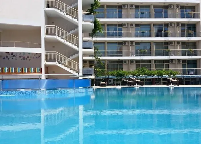 Golden Dune Солнечный берег