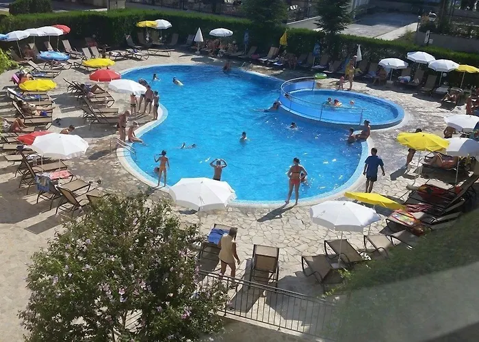 Отель Golden Dune Солнечный берег