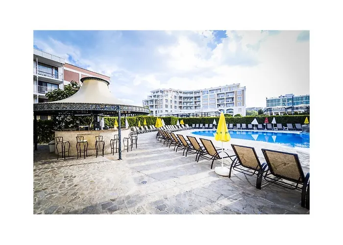 Golden Dune Отель